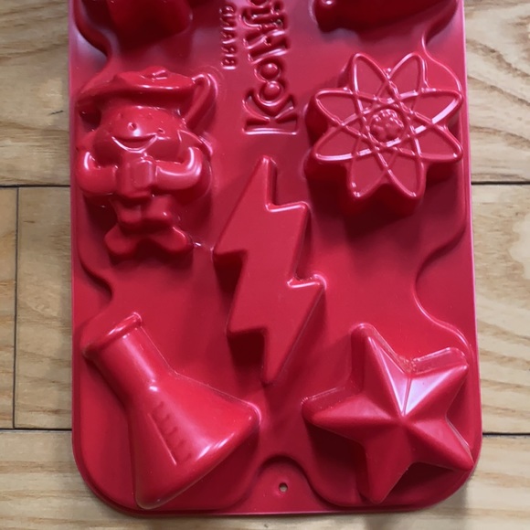 Kool-Aid Brand  Chemistry Set Jello Shot Mold - Picture 6 of 6